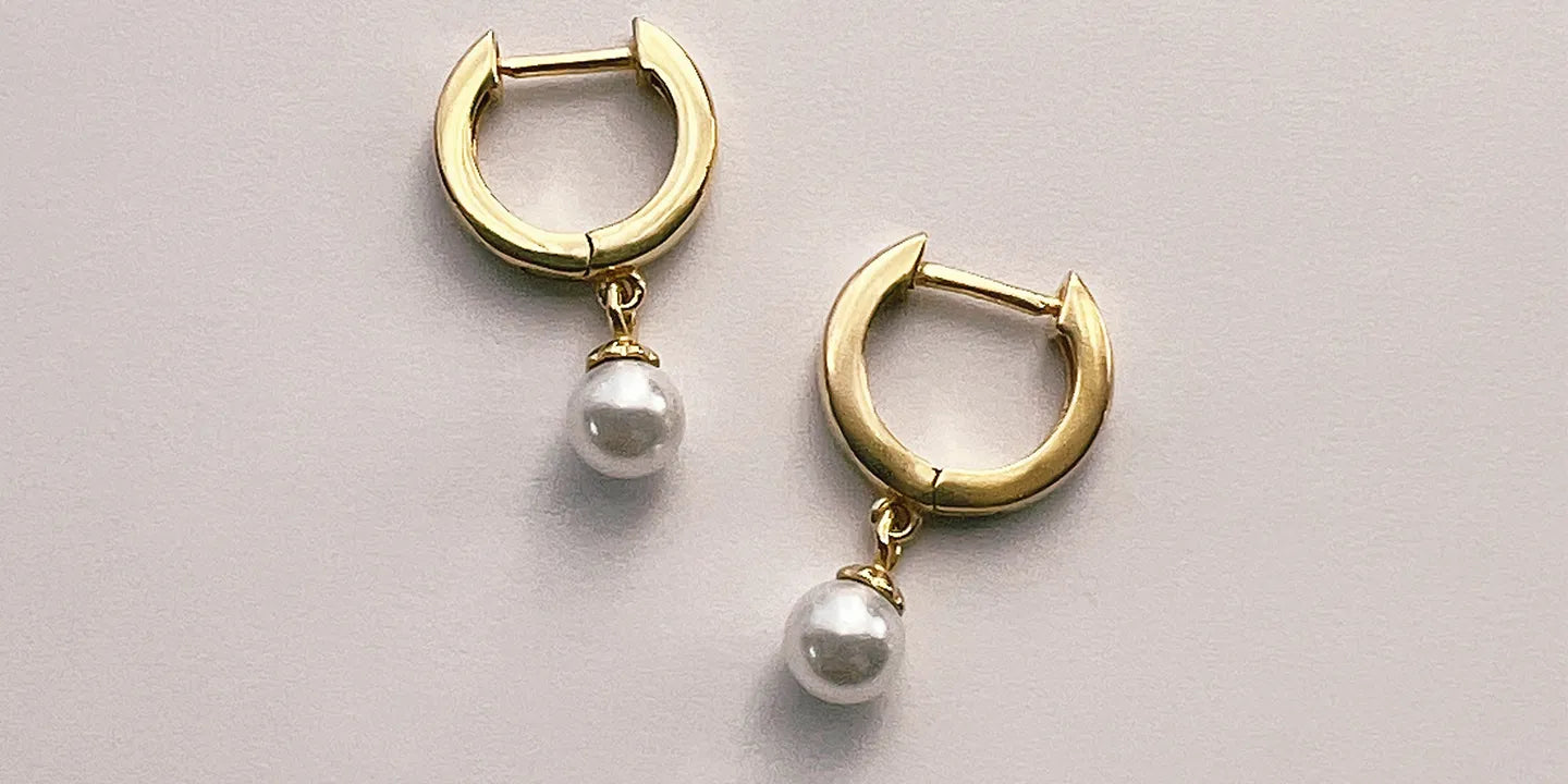 Drop Earrings: The Movement of Modern Elegance